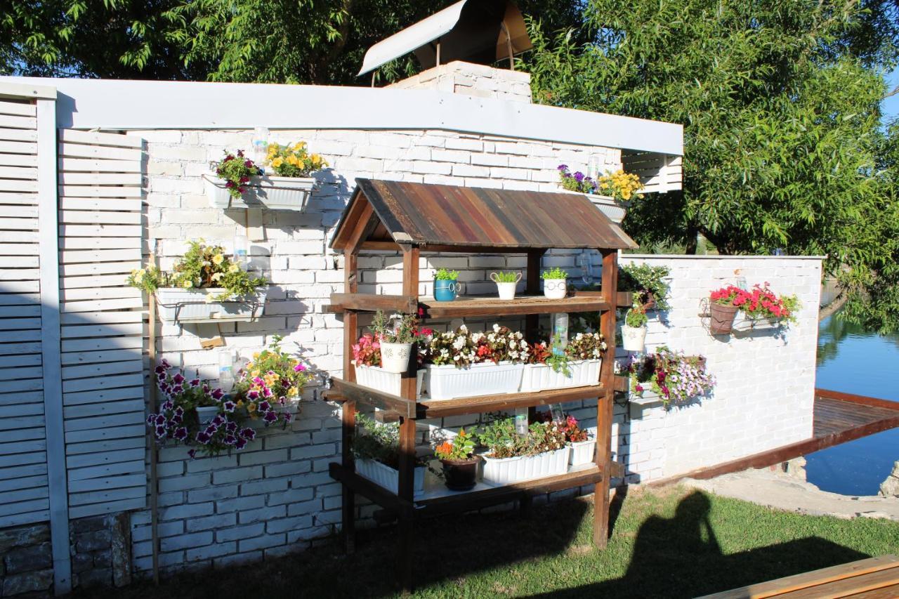 Am Una Lux House Bihać エクステリア 写真