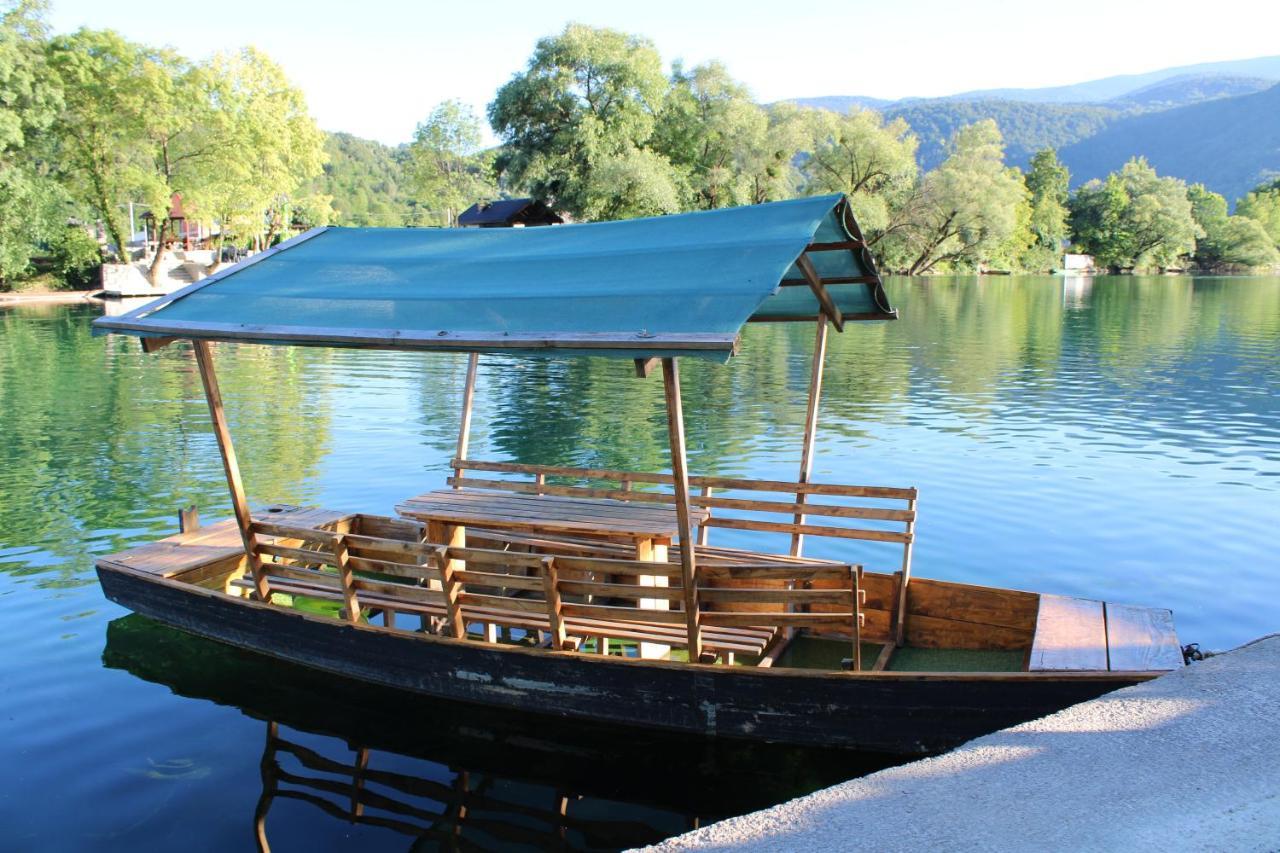Am Una Lux House Bihać エクステリア 写真