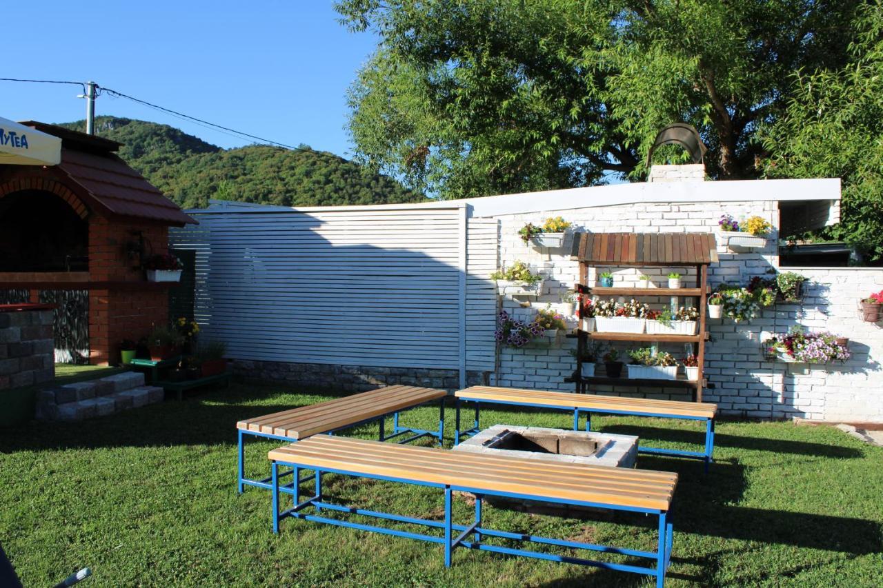 Am Una Lux House Bihać エクステリア 写真