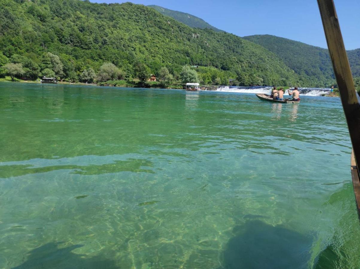 Am Una Lux House Bihać エクステリア 写真