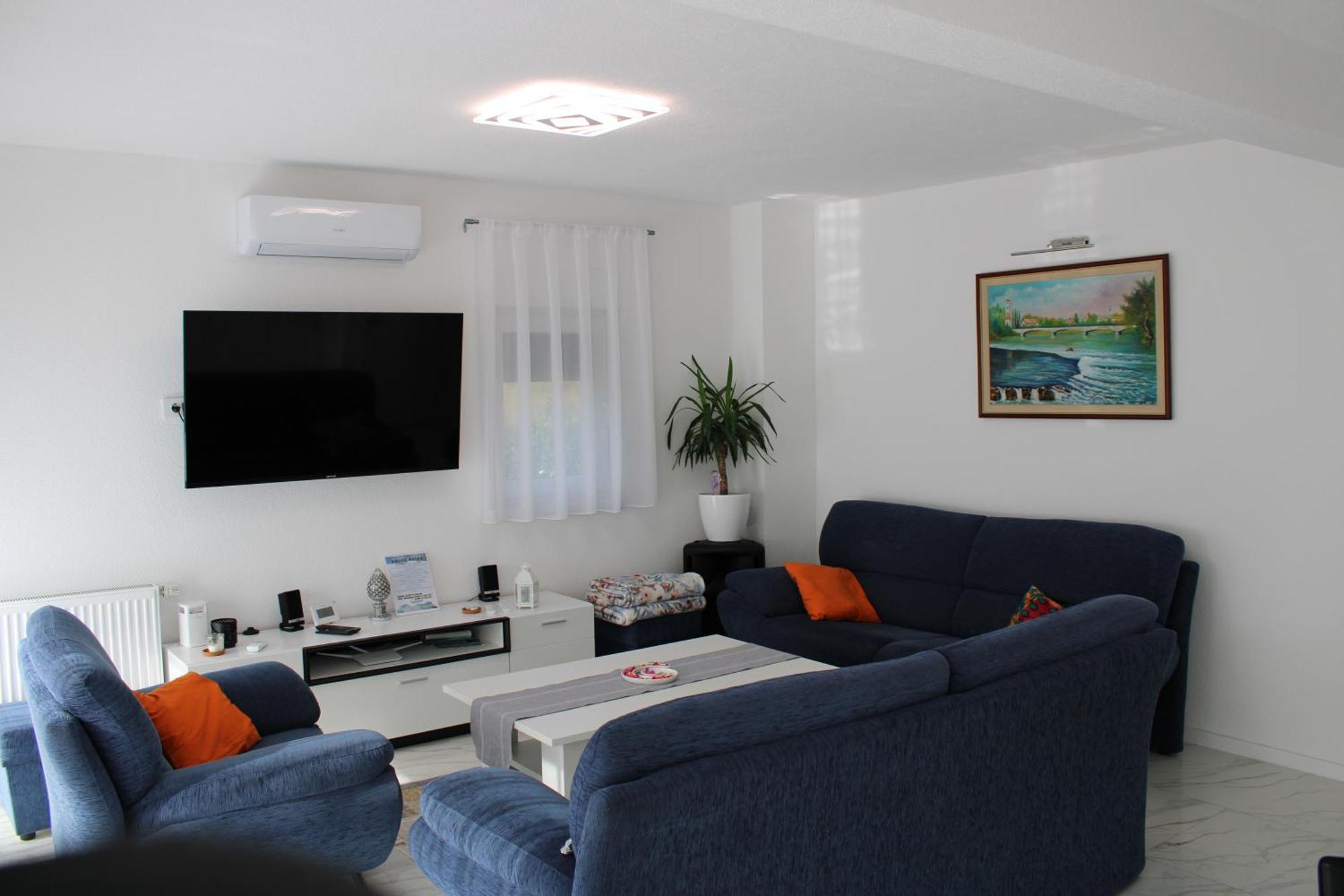 Am Una Lux House Bihać エクステリア 写真