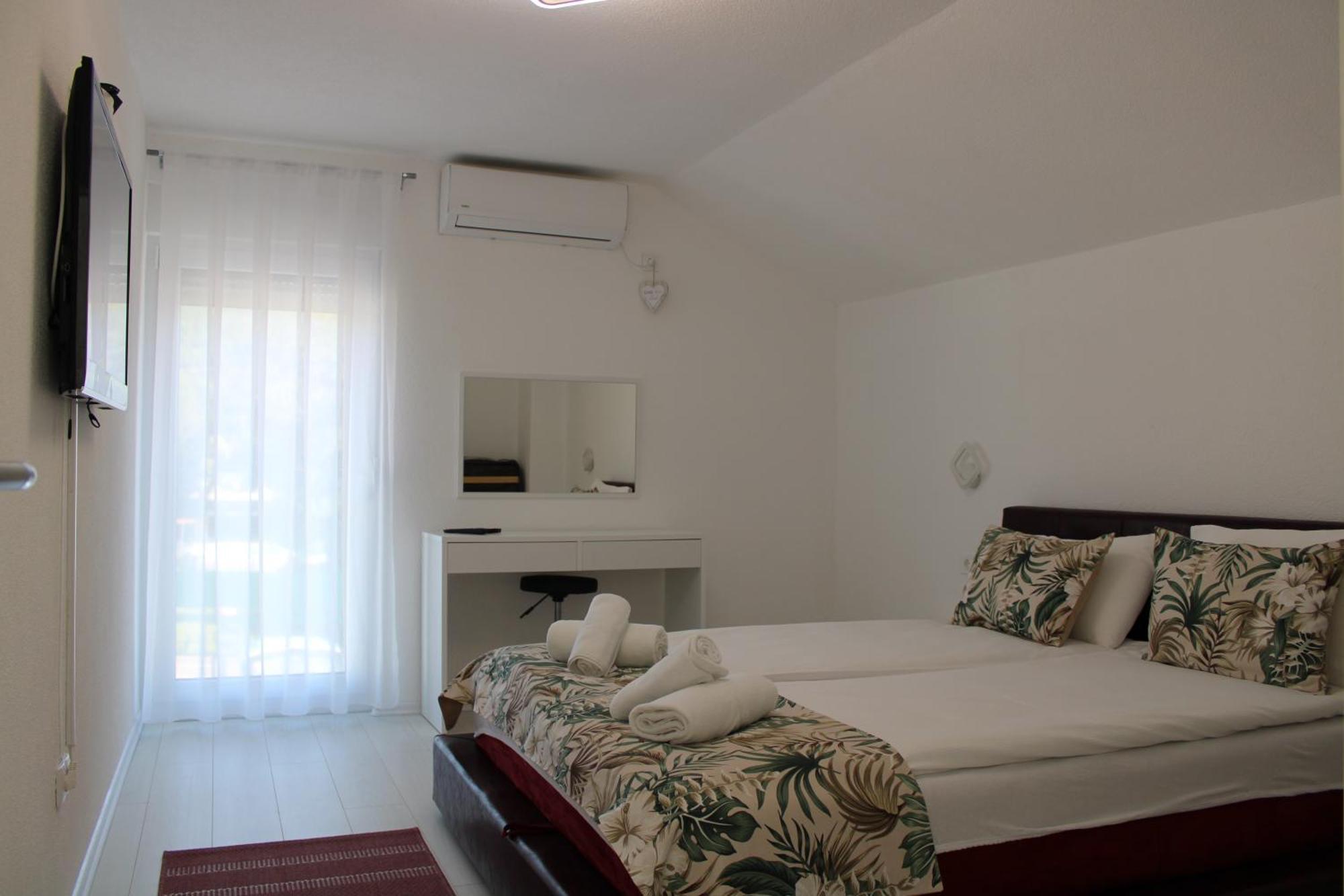 Am Una Lux House Bihać エクステリア 写真