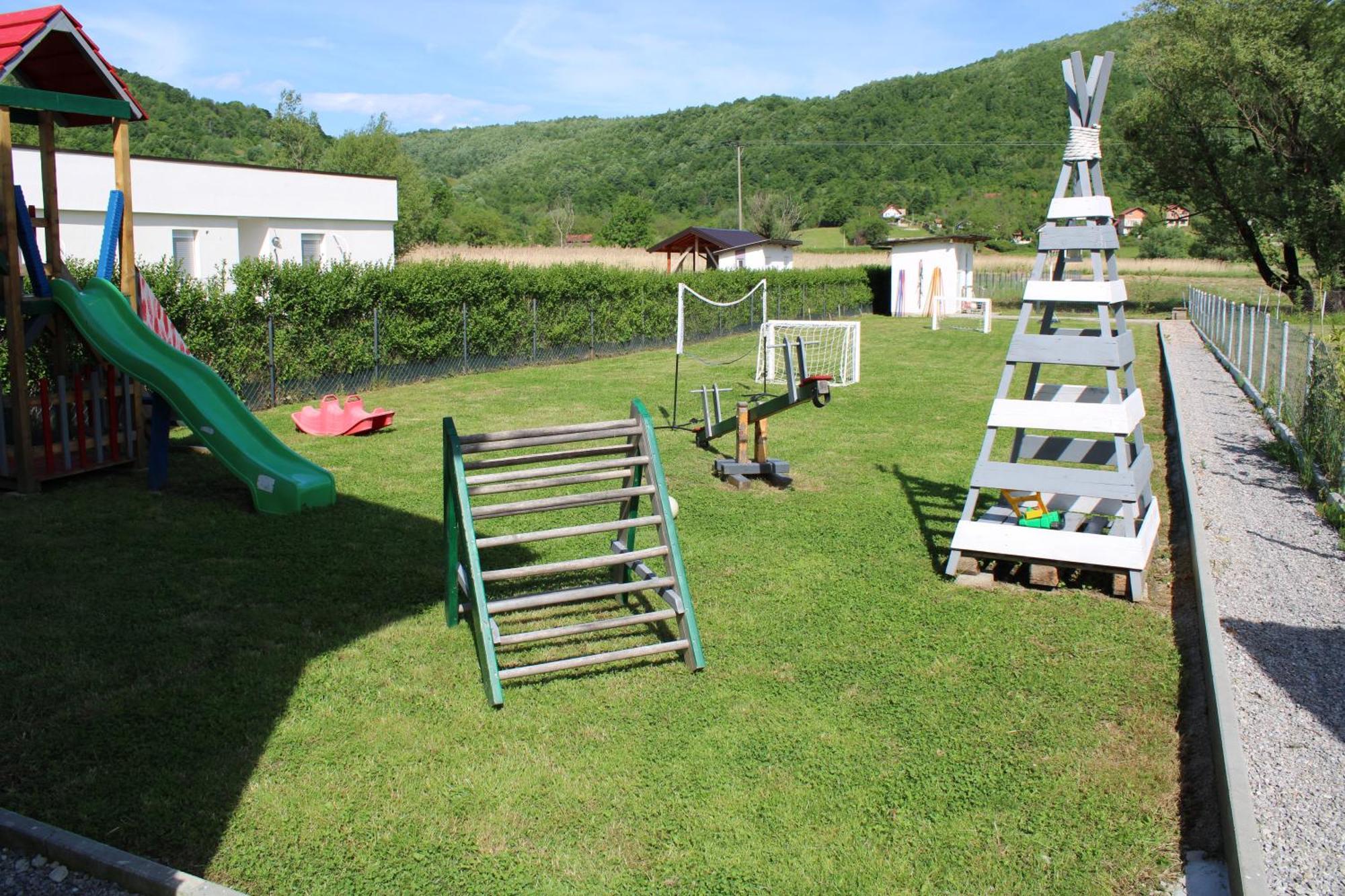 Am Una Lux House Bihać エクステリア 写真