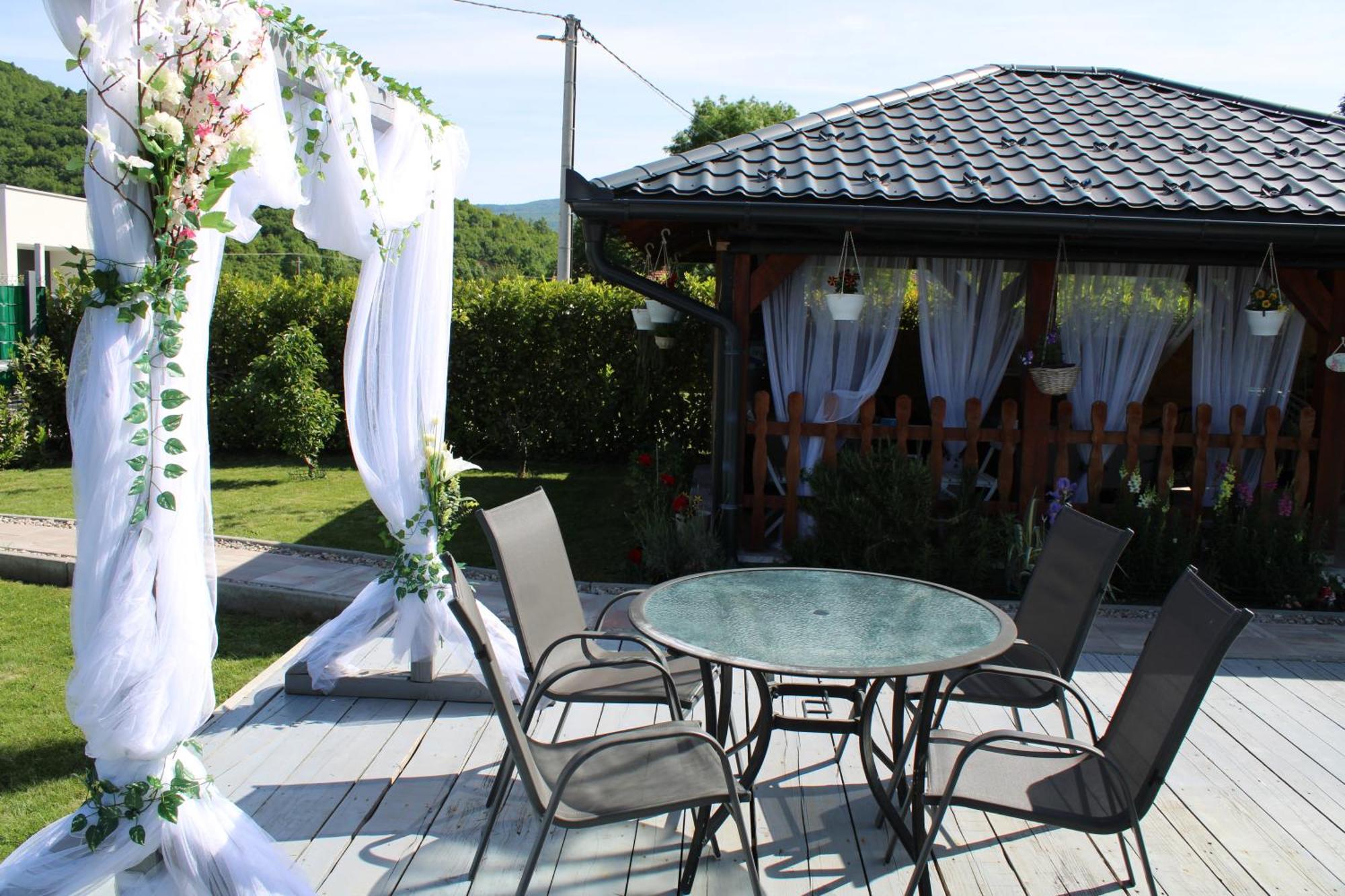 Am Una Lux House Bihać エクステリア 写真