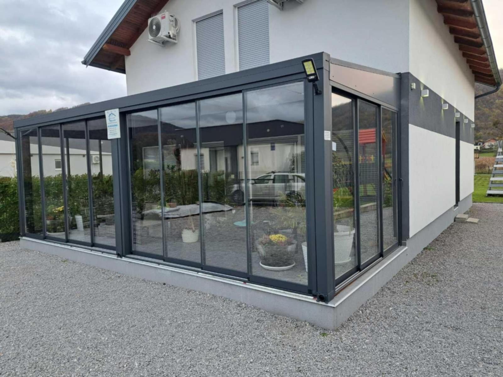 Am Una Lux House Bihać エクステリア 写真