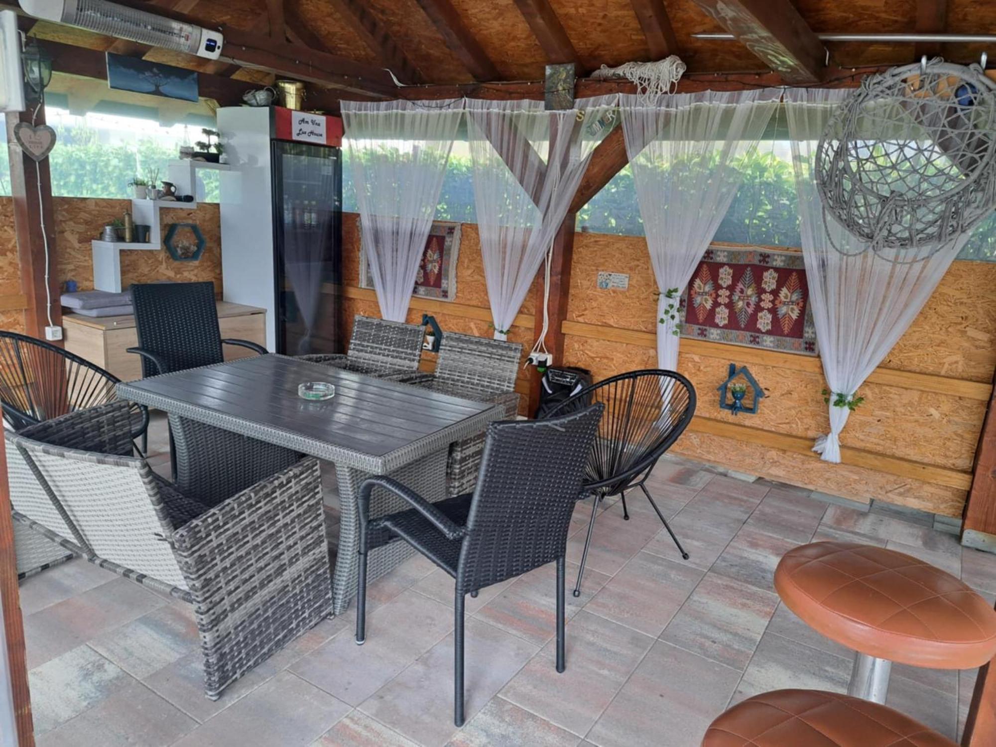 Am Una Lux House Bihać エクステリア 写真